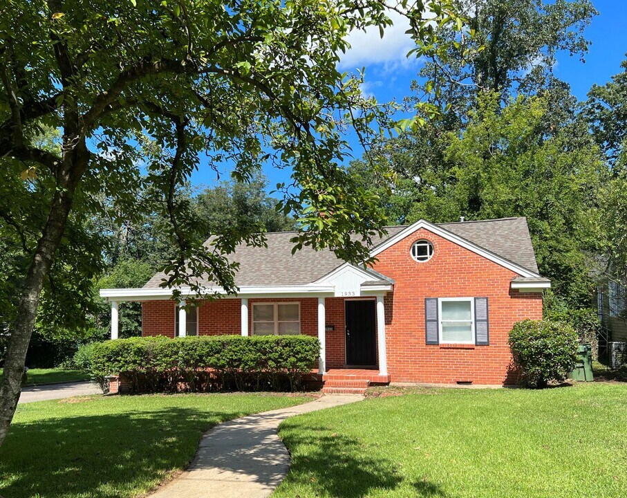 1933 Gorgas St in Montgomery, AL - Building Photo
