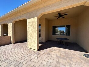 1484 E Basalt Dr in Green Valley, AZ - Building Photo - Building Photo