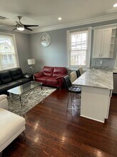 227 S Salcedo St in New Orleans, LA - Foto de edificio - Building Photo