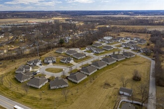Peregrine Valley Duplexes in Independence, MO - Building Photo - Building Photo