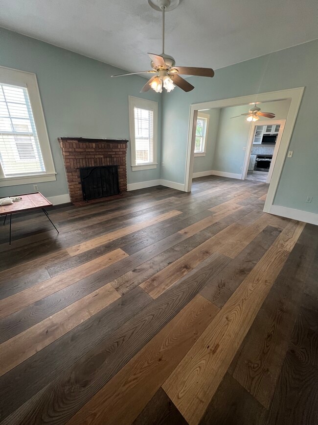 316 Bay St in Tarpon Springs, FL - Building Photo - Building Photo