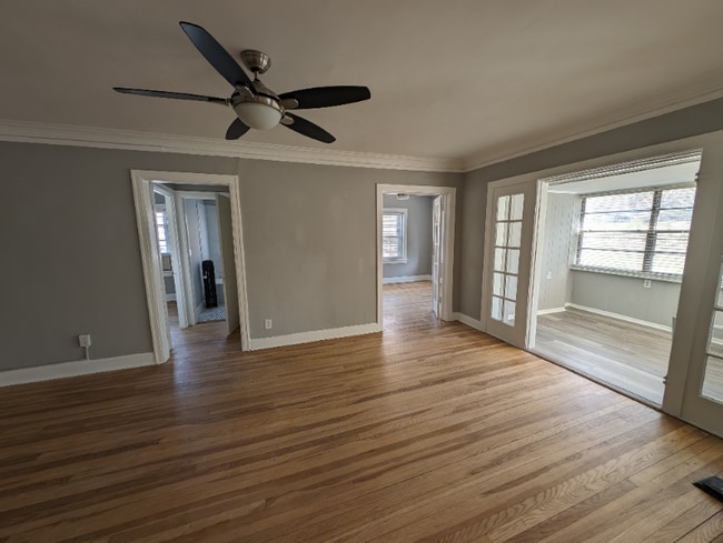 129 E 46th St in Kansas City, MO - Building Photo - Building Photo