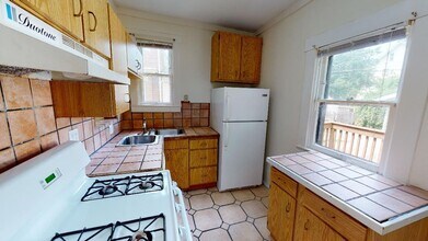 136 E Northwood Ave in Columbus, OH - Building Photo - Building Photo