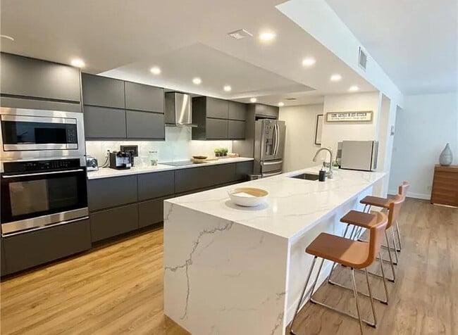 property at 950 Egret Cir