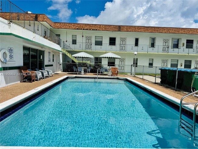 property at 2225 Polk St