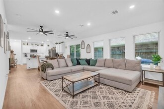 6308 Astoria Pk Ln in Houston, TX - Building Photo - Building Photo