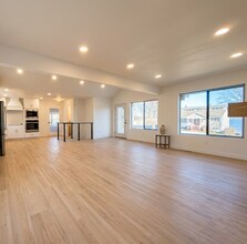 3101 Shadyside Dr in Stoughton, WI - Foto de edificio - Building Photo