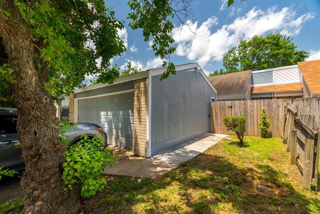 4132 Boone Rd in Houston, TX - Building Photo