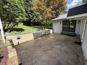 506 5 Mile Dr in Ithaca, NY - Building Photo - Building Photo