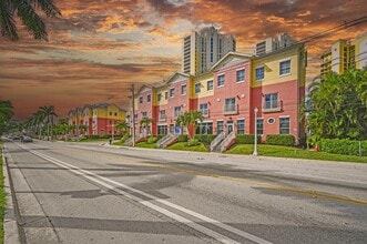 Corsica Rive in Ft. Myers, FL - Building Photo - Building Photo