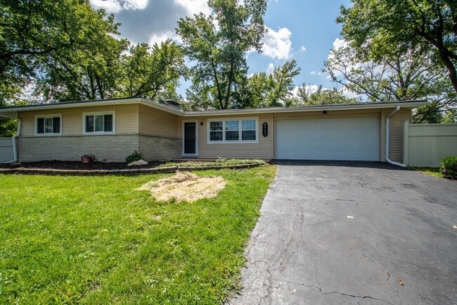 8747 Kathy Ct in St. Louis, MO - Building Photo - Building Photo