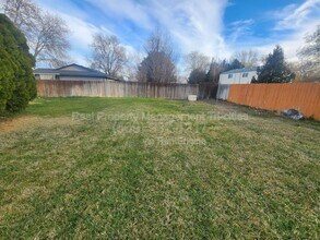 2213 W 12th Ave in Kennewick, WA - Building Photo - Building Photo