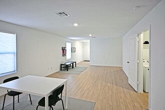 5115 Schaeffer Rdg in Converse, TX - Building Photo - Building Photo