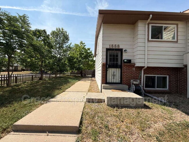 1888 E 28th Ave in Denver, CO - Building Photo - Building Photo