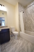 367 Broadway, Unit 403 in Somerville, MA - Building Photo - Building Photo