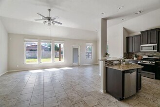 18543 Gardens End Ln in Houston, TX - Building Photo - Building Photo