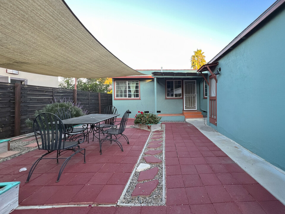 3373 Falcon Ave, Unit 3373 Falcon Ave in Signal Hill, CA - Building Photo