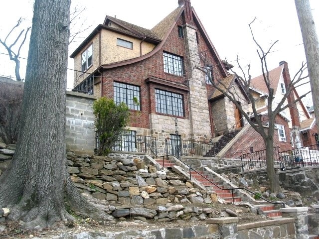 65 St James Terrace, Unit 1