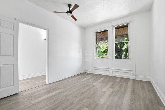2024 Lytle St in Louisville, KY - Building Photo - Building Photo
