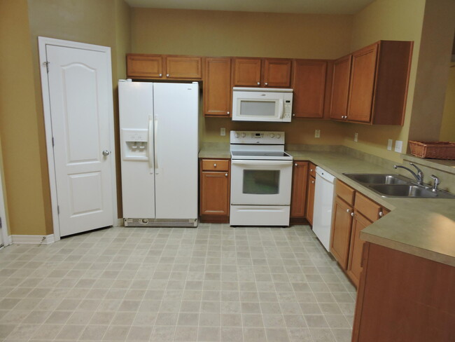 614 Prairie St in Crestview, FL - Building Photo - Building Photo