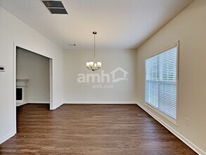 2613 Newtons Crest Cir in Snellville, GA - Foto de edificio - Building Photo