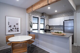 2855 Sharon St in Dallas, TX - Building Photo - Building Photo