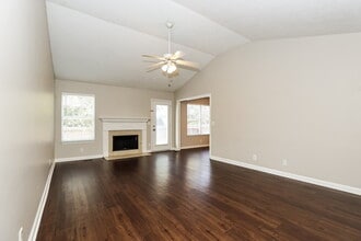 1655 St Andrews Dr in Murfreesboro, TN - Building Photo - Building Photo