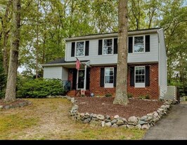 3513 Castlebury Dr in Chester, VA - Building Photo