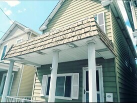 148 Watkins Ave in Wilmerding, PA - Building Photo