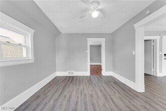 13437 Kirton Ave in Cleveland, OH - Building Photo - Building Photo