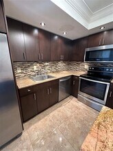 1900 S Ocean Blvd in Pompano Beach, FL - Building Photo - Building Photo