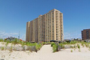5000 Boardwalk in Ventnor City, NJ - Building Photo