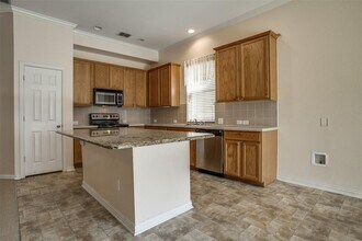 1420 Canary Dr, Unit E0704 in Little Elm, TX - Building Photo - Building Photo