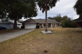 1025 Lester Ridge Ct in Kissimmee, FL - Building Photo - Building Photo