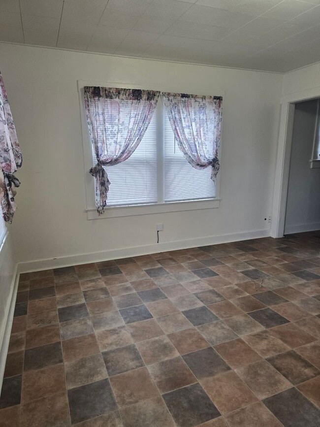 369 W Front St in Merrill, OR - Building Photo - Building Photo