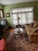 719 W 2nd St, Unit 719 1st Floor in Erie, PA - Building Photo