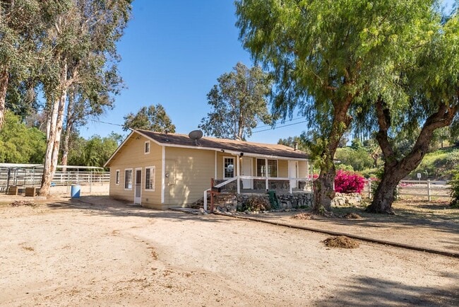 property at 16960 Mockingbird Canyon Rd