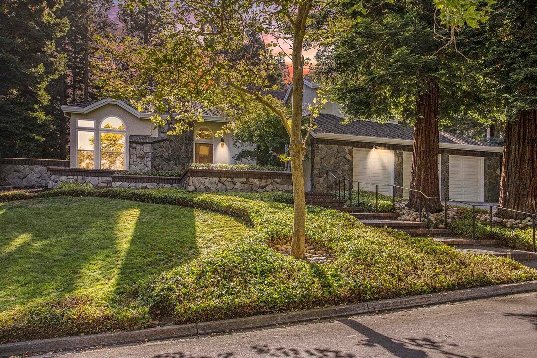 3 Blackhawk Club Ct in Danville, CA - Building Photo