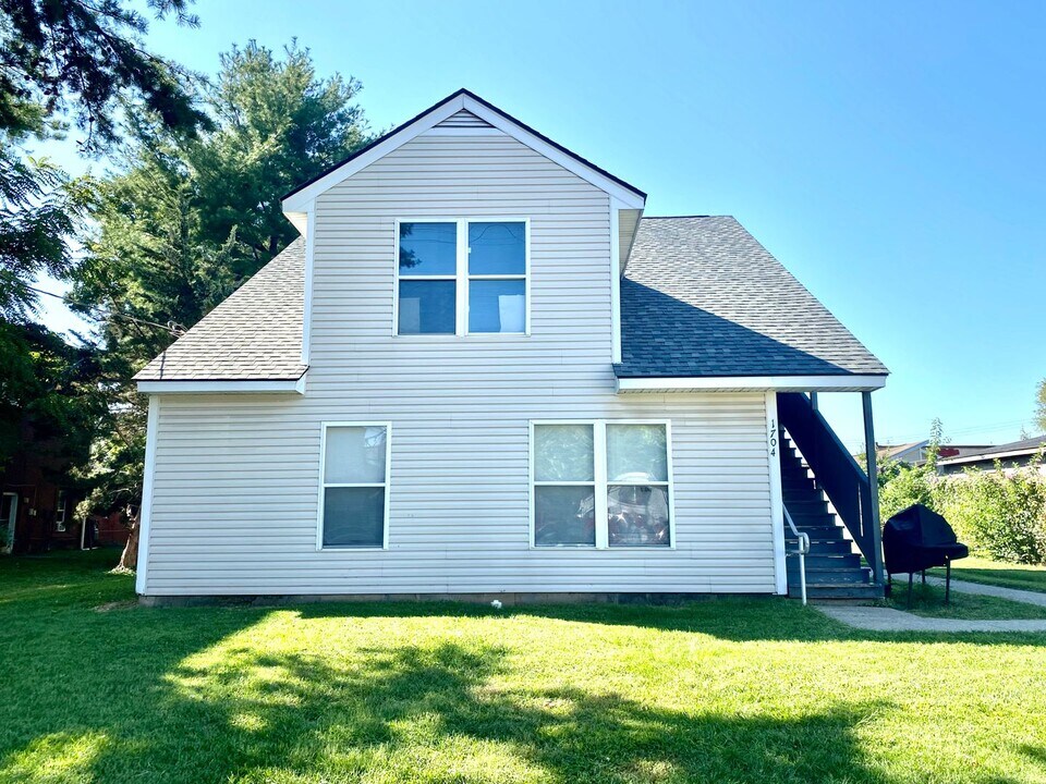 1704 Rowan St in Louisville, KY - Building Photo