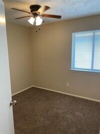 11019 Shadowfield Dr - 10