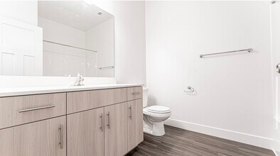 898 Hemsworth Wy in Saratoga Springs, UT - Building Photo - Building Photo
