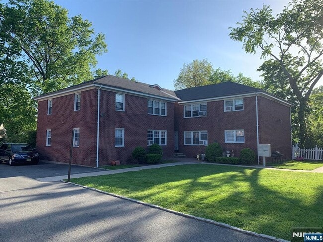 property at 171-183-183 Fort Lee Rd