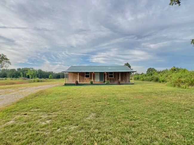 4700 Norman Dr in Hartville, MO - Building Photo - Building Photo