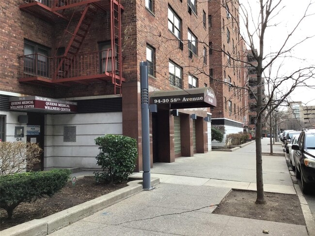 property at 94-30-94-6A 30th St