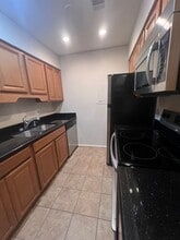 10725 Hampton Mill Terrace in Rockville, MD - Building Photo - Building Photo