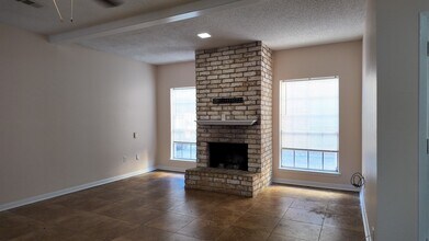 4708 Cashel Cir in Houston, TX - Building Photo - Building Photo