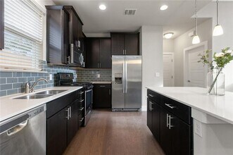 7200 Sienna Rouge Path in Austin, TX - Building Photo - Building Photo