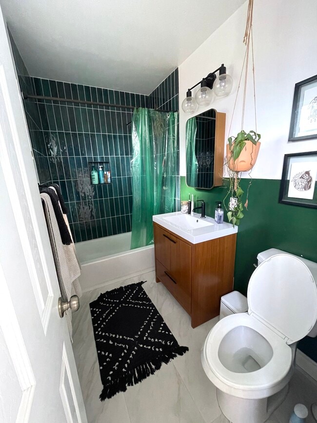 2264 Imperial Ave in San Diego, CA - Building Photo - Building Photo