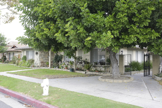 2719 W Juniper St in Santa Ana, CA - Building Photo - Building Photo