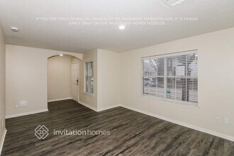 6337 Mountain Pines Ln, Unit 5-107 in Katy, TX - Building Photo - Building Photo